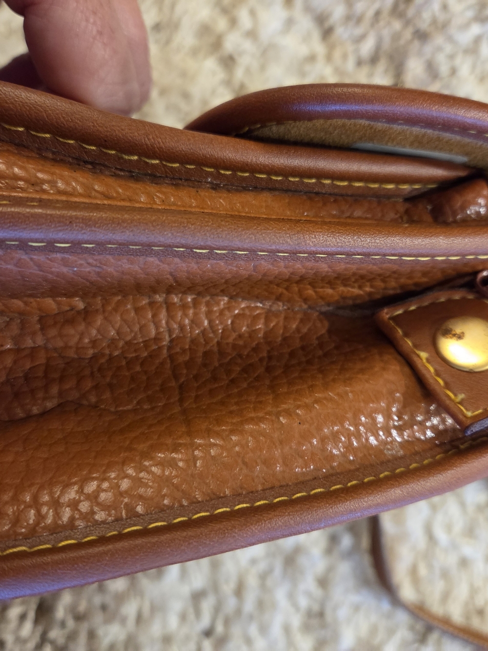 Vintage Dooney & Bourke Brown Pebbled Leather Crossbody Bag - Picture 6 of 9